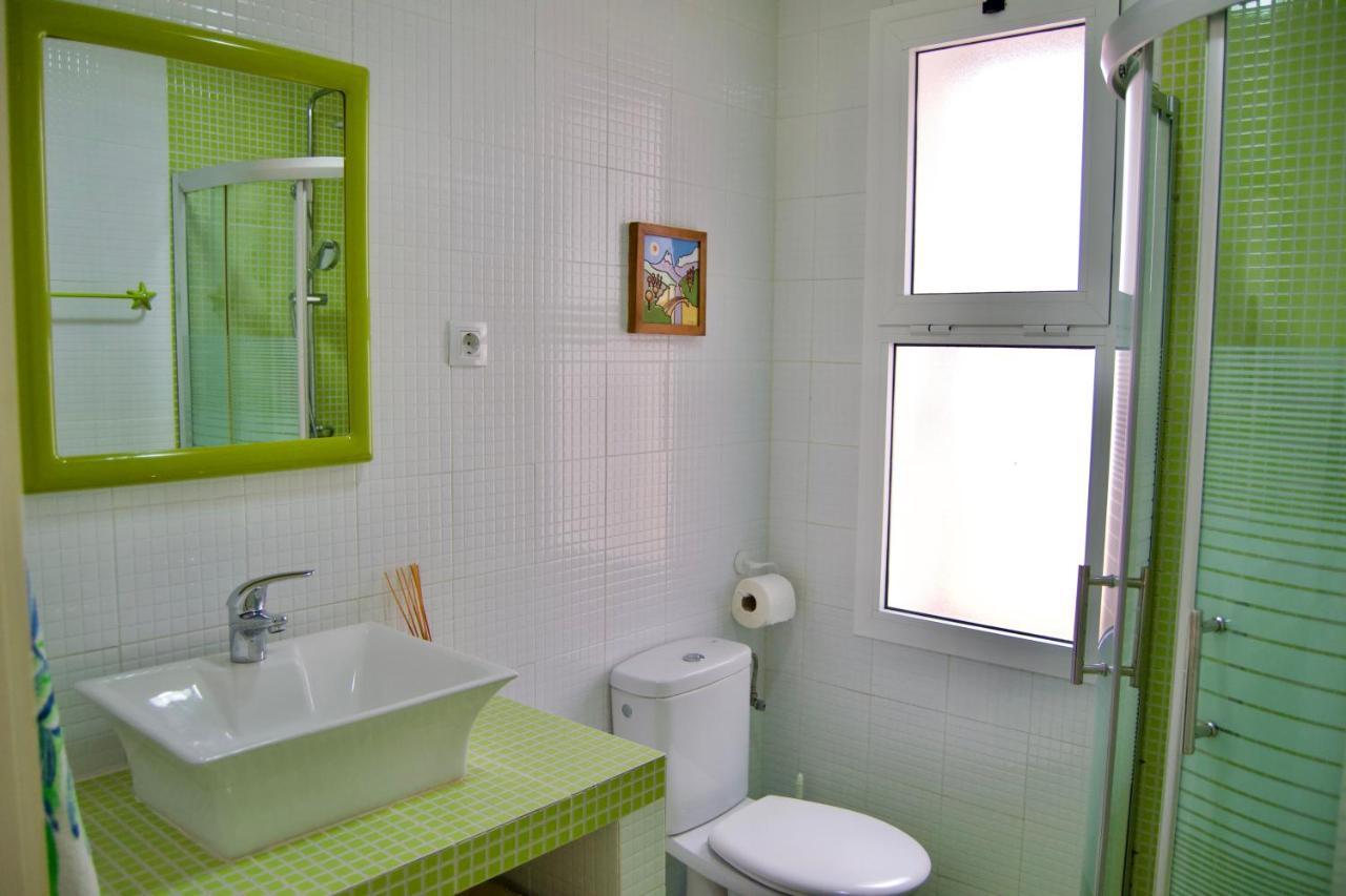 Ohana Beachfront Malagueta Малага Экстерьер фото