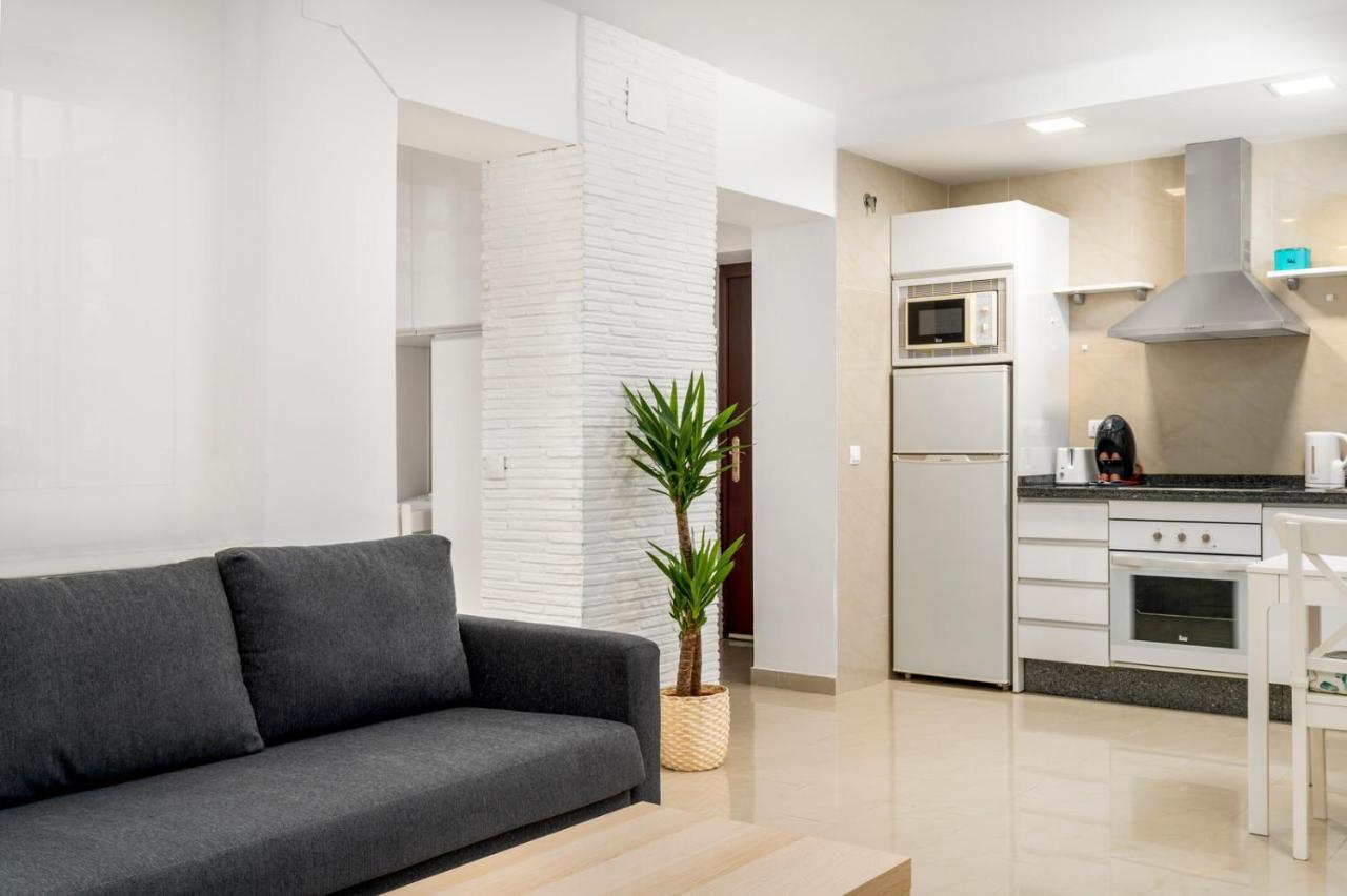 Ohana Beachfront Malagueta Малага Экстерьер фото